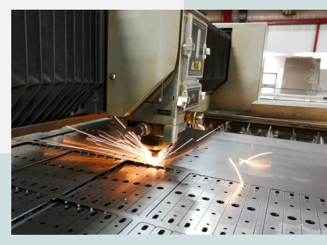 Лазерная резка металла в Гудермесе от 615 руб.