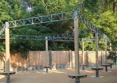 Терраса из металлоконструкций под ключ, проектирование, изготовление и монтаж от СтальСтрой-Гдр